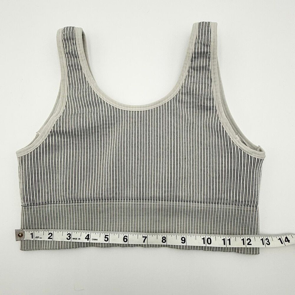 Size 3/4 Good American Seamless Ribbed Scoop Neck Sports Bra, Black and White No - Picture 10 of 14